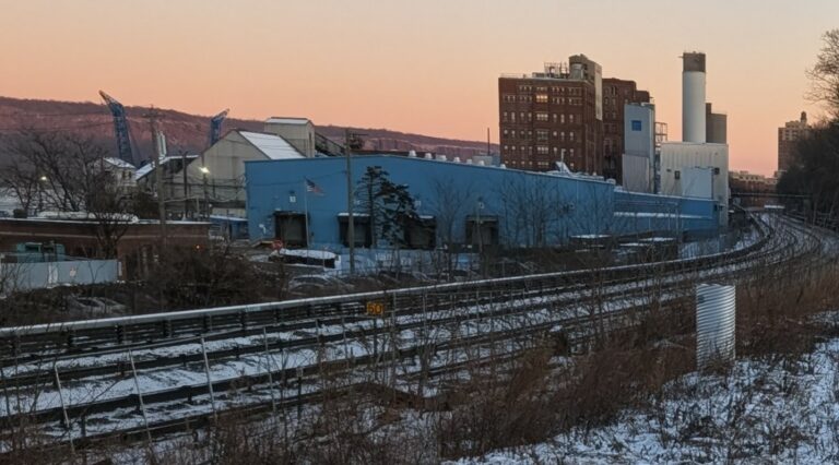 Opinion – Yonkers City Council Should Not Approve a Zone change for the Domino Sugar Property at this Early Date